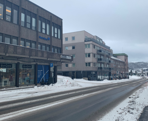 Narvik sentrum - stille i gatene, ingen trafikk