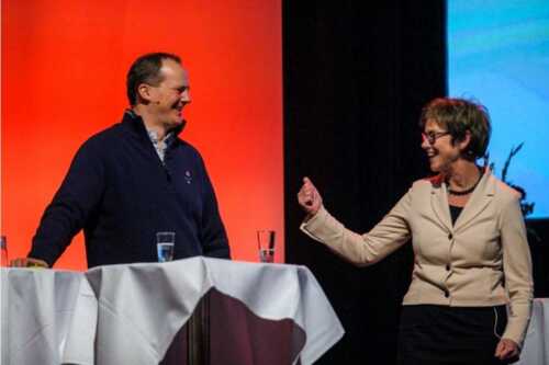 Jernbanedirektøren og samferdselsministeren i 2015