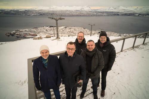 Styreleder Eirik Frantzen, sammen med Roger Bergersen (Forte Narvik), Lars Skjønnås (Narvikgården
